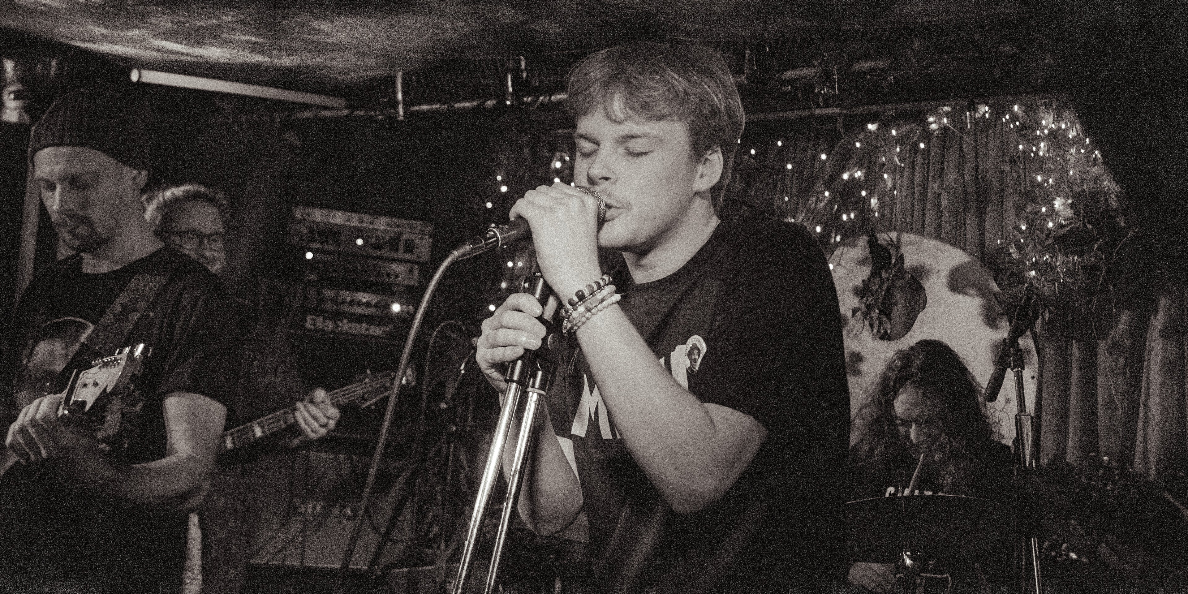 LIVE AT FOLKLORE: SPECIAL EDITION