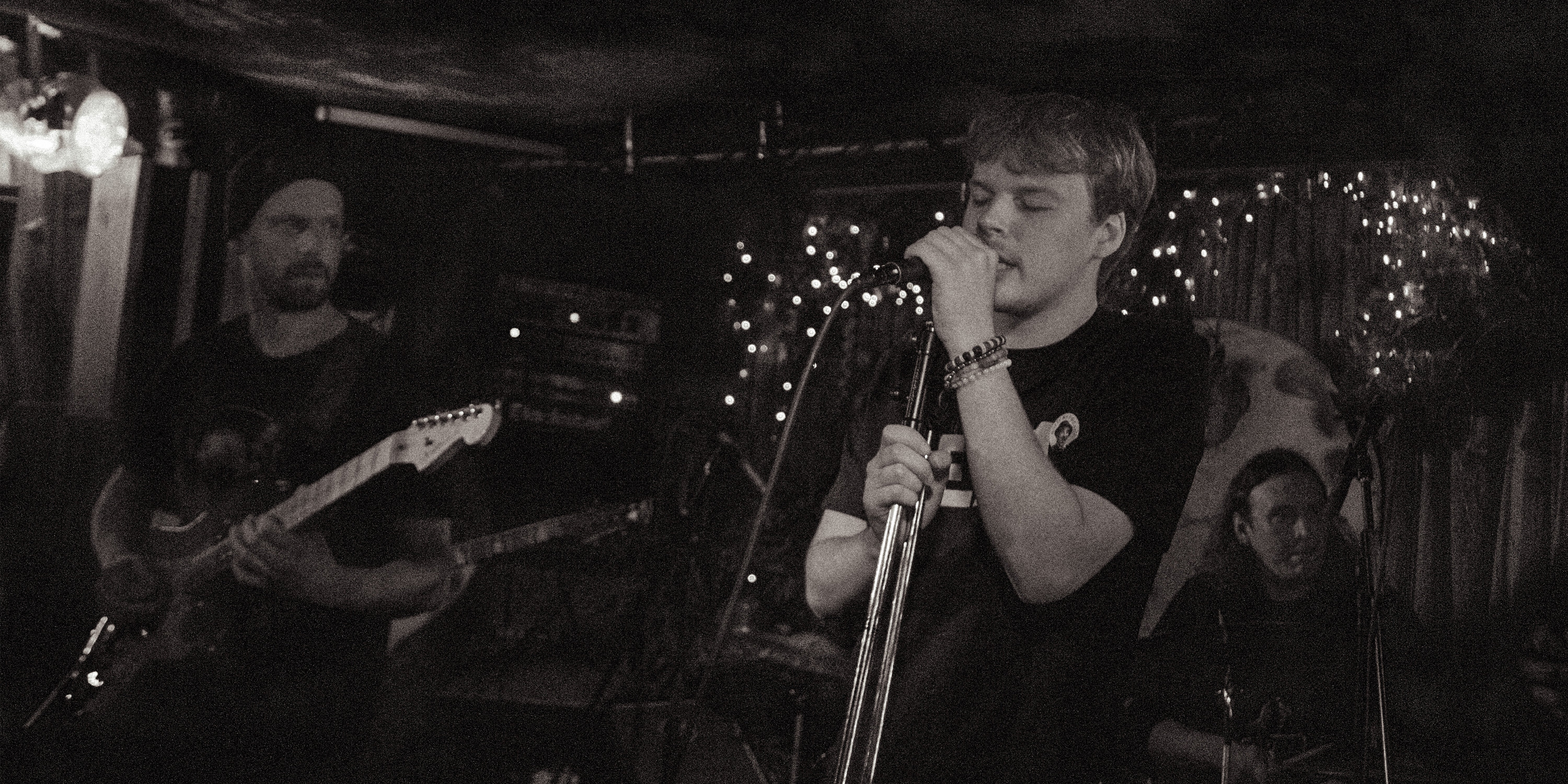 LIVE AT FOLKLORE: SPECIAL EDITION