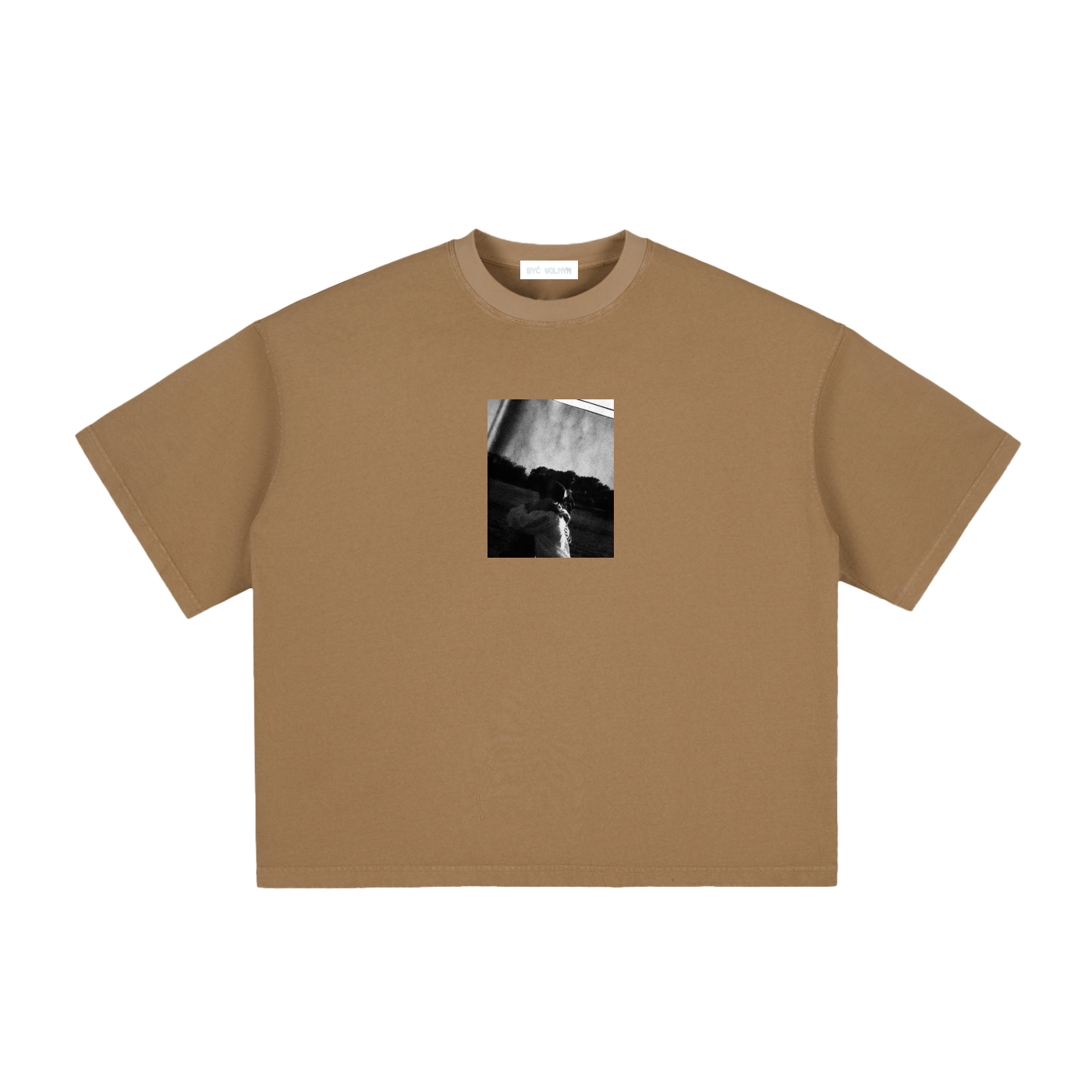 HUG TEE