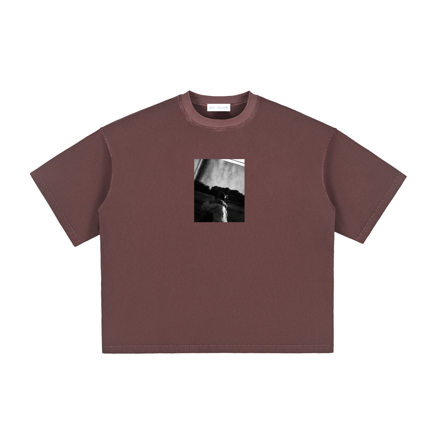 HUG TEE